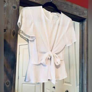 Light chiffon white ruffle sleeve front bow tee shirt